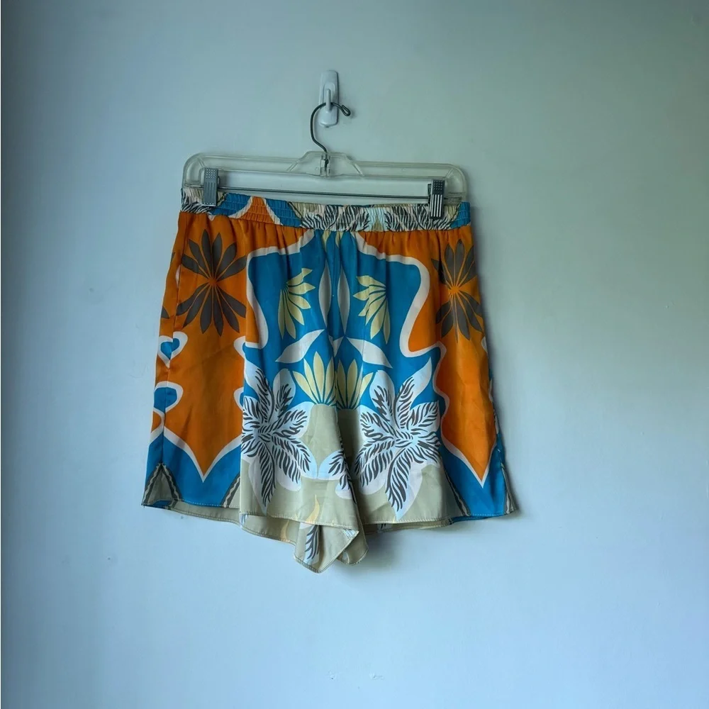 Misa Los Angeles Solange Top + Elam Shorts Patterned Satin Matching Set M